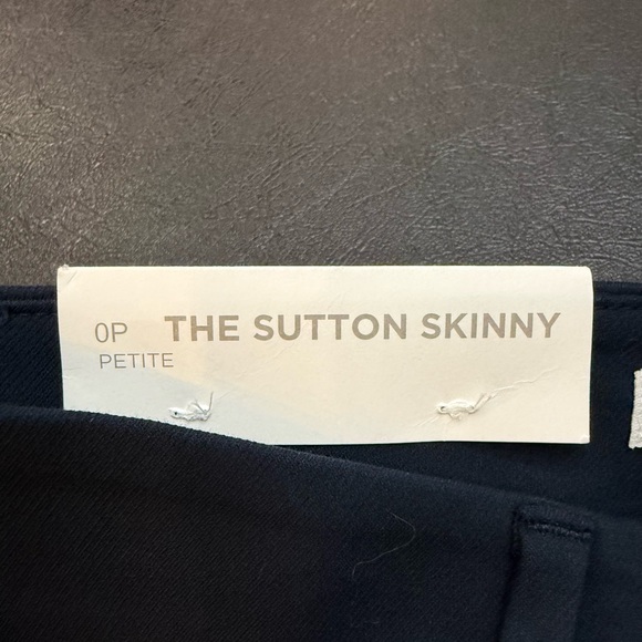 The Sutton Skinny Navy Pants Petite - Picture 2 of 6